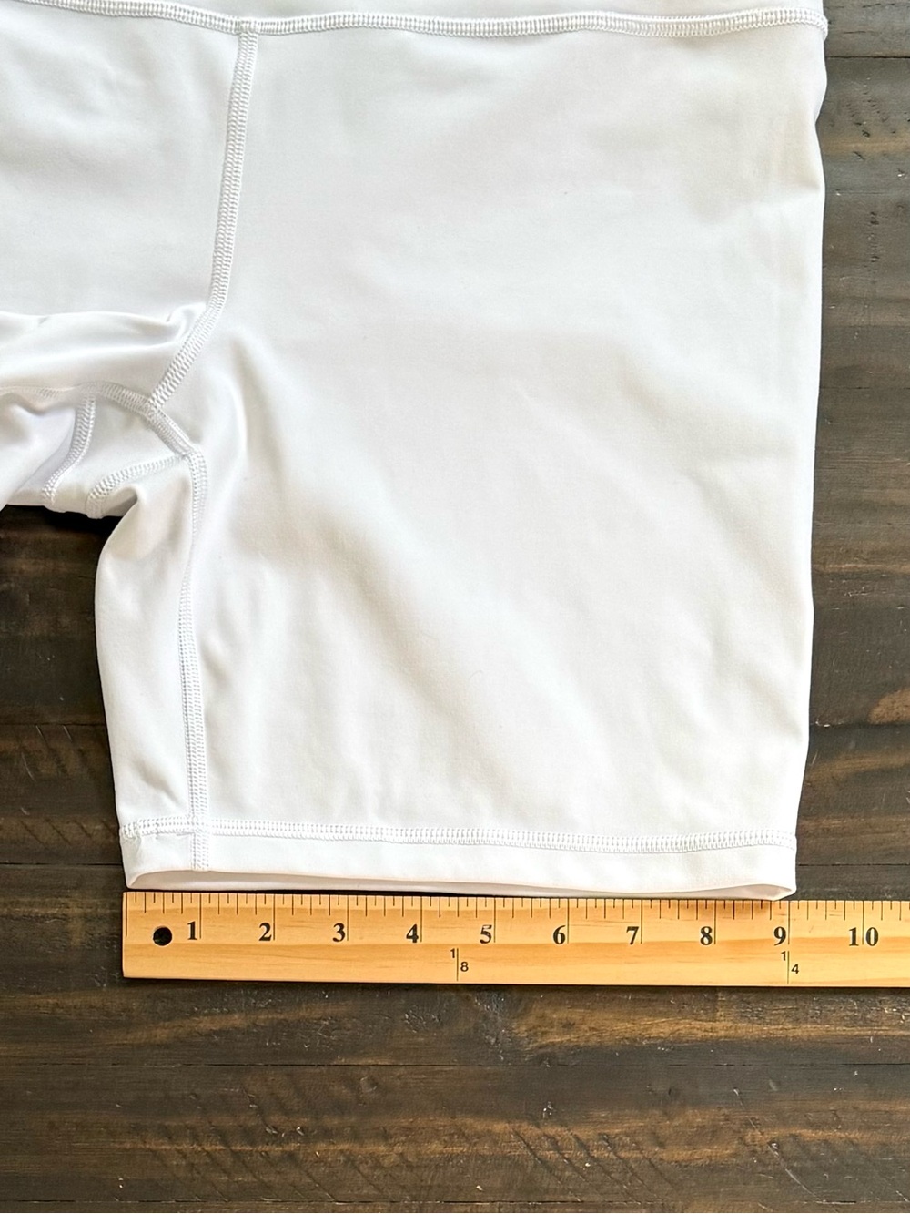 Athleta Elation Ultra High Rise 7” Short White  Women’s Large Stretch Bike Short - Picture 10 of 10